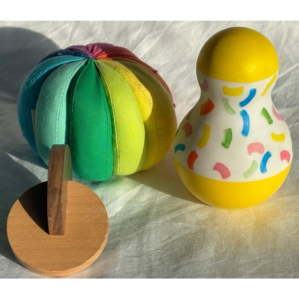Lovevery Baby Sensory Toy Lot 3pc Rainbow Fabric Ball Wooden Rattle Infant Play